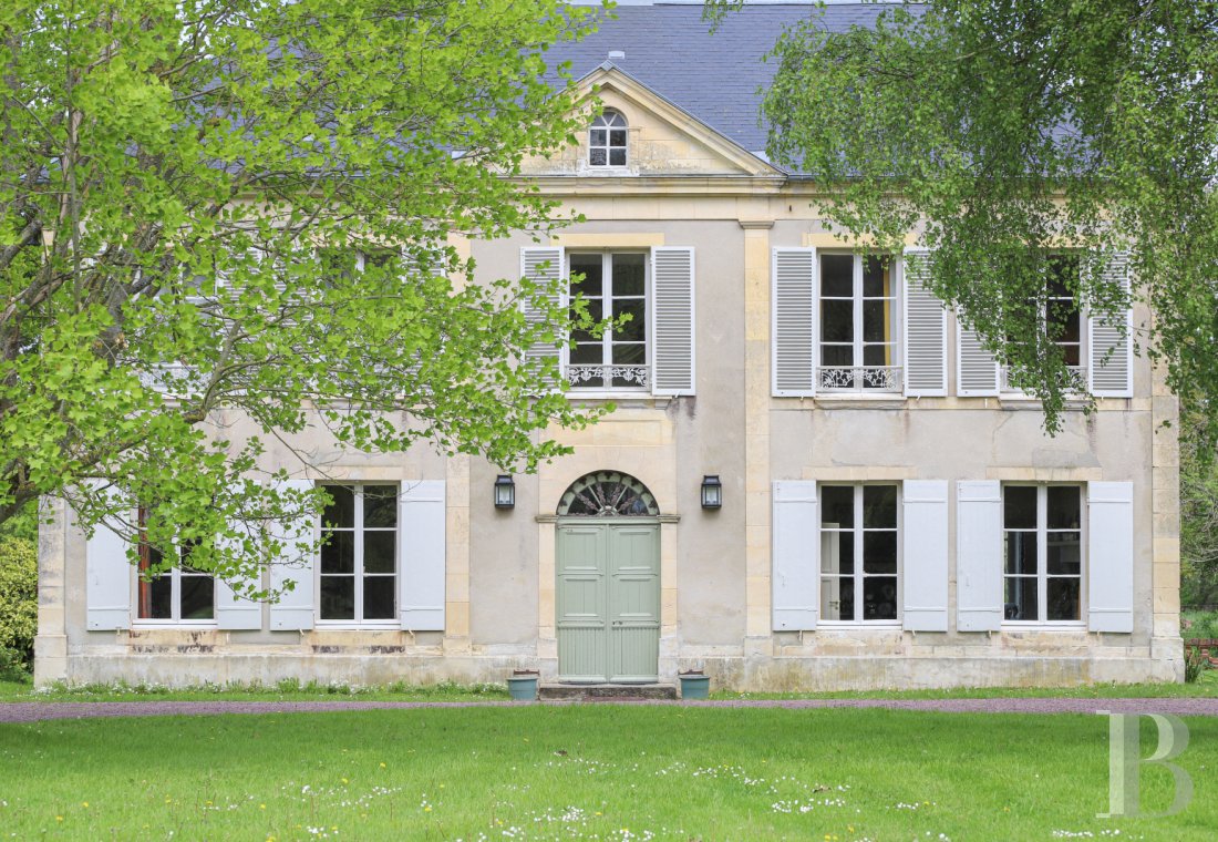 A 19th-century house bordered by a moat, in the Pays d'Auge region, in Normandy  - photo  n°9